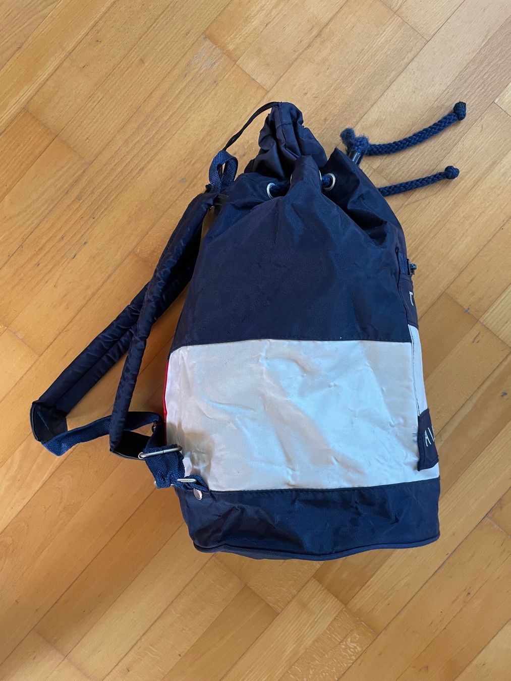 Tommy Hilfiger Zaini: Vintage 90s Tommi Hilfiger Back Pack 25 L – Usato da Zürich venduto da le_souk 3