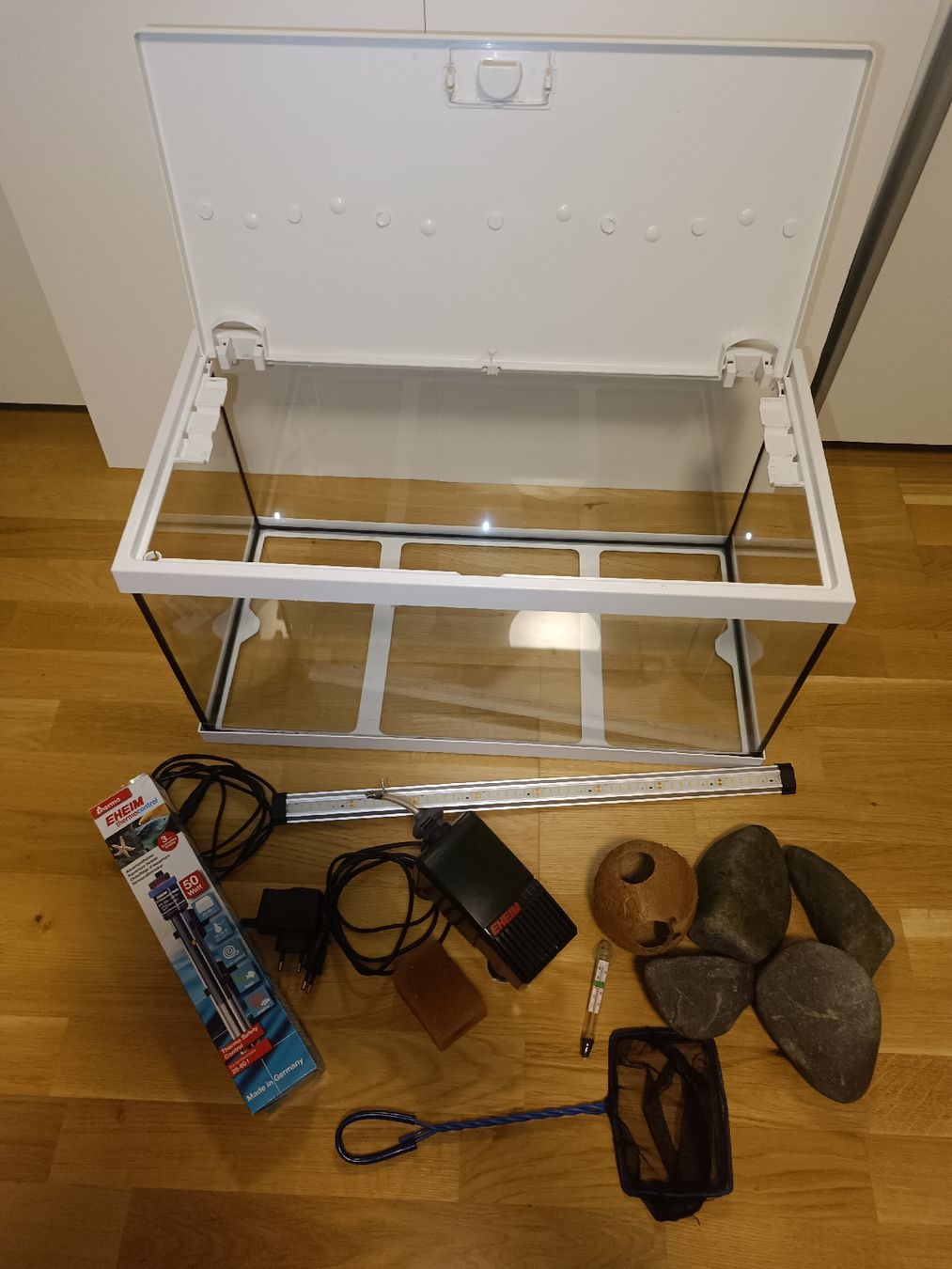 Acquari: Eheim 54l Aquarium  – Difettoso da Safenwil venduto da mar_tbk5 1