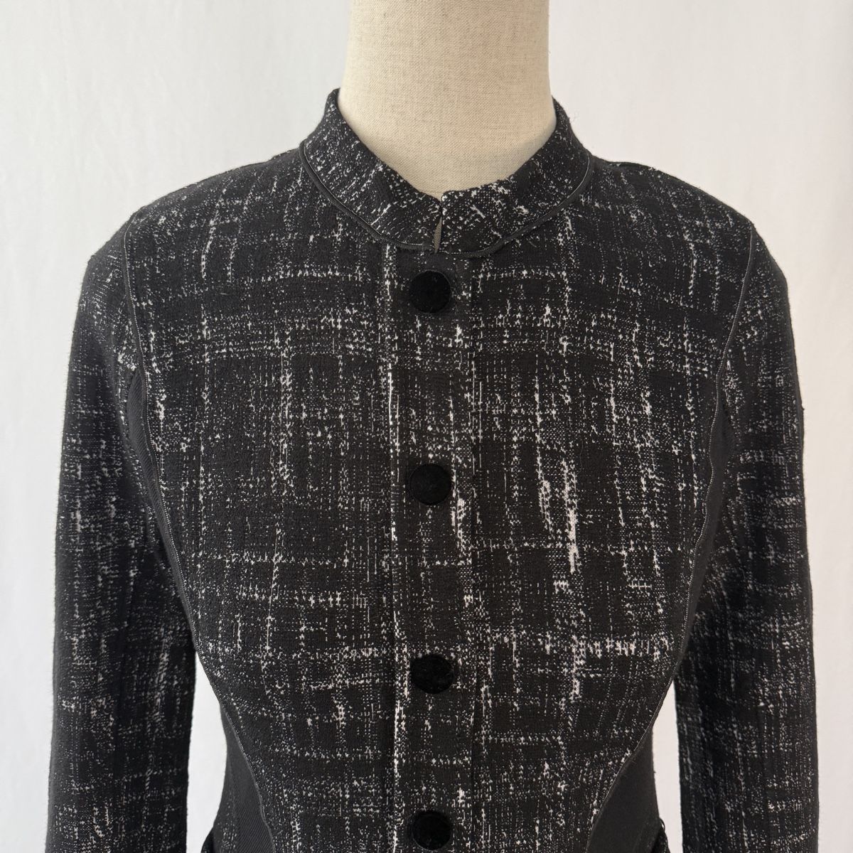 High Giacche: HIGH Every Day Couture Light Jacket – Nuovo (secondo la descrizione) da Emmen venduto da Avviivva_Com2023 2