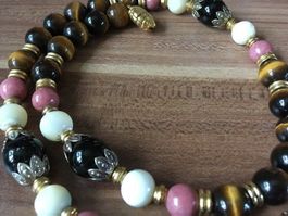 collier pierre semies préciseuses œil de tigre