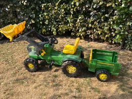 John Deere Kindertraktor mit Anhänger