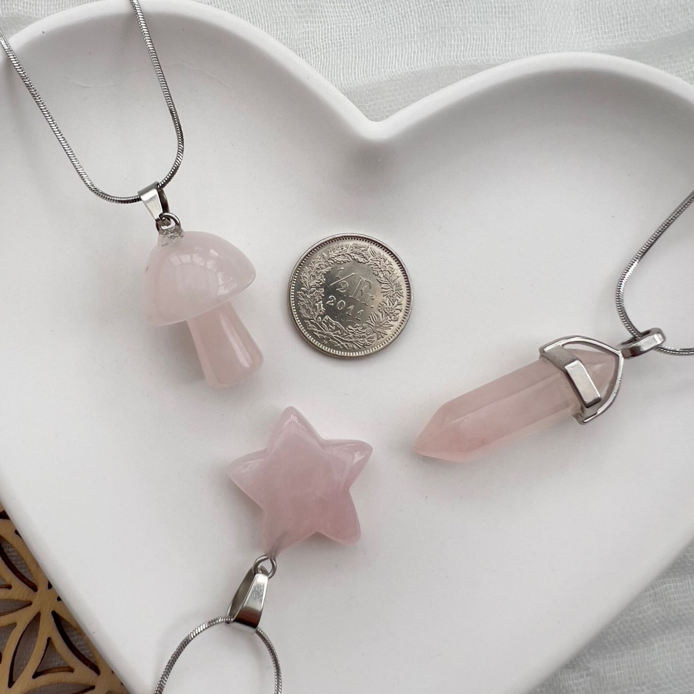 Anhänger: Pendentif champignon en quartz rose – Neu und originalverpackt aus Pully von sunaddict 1