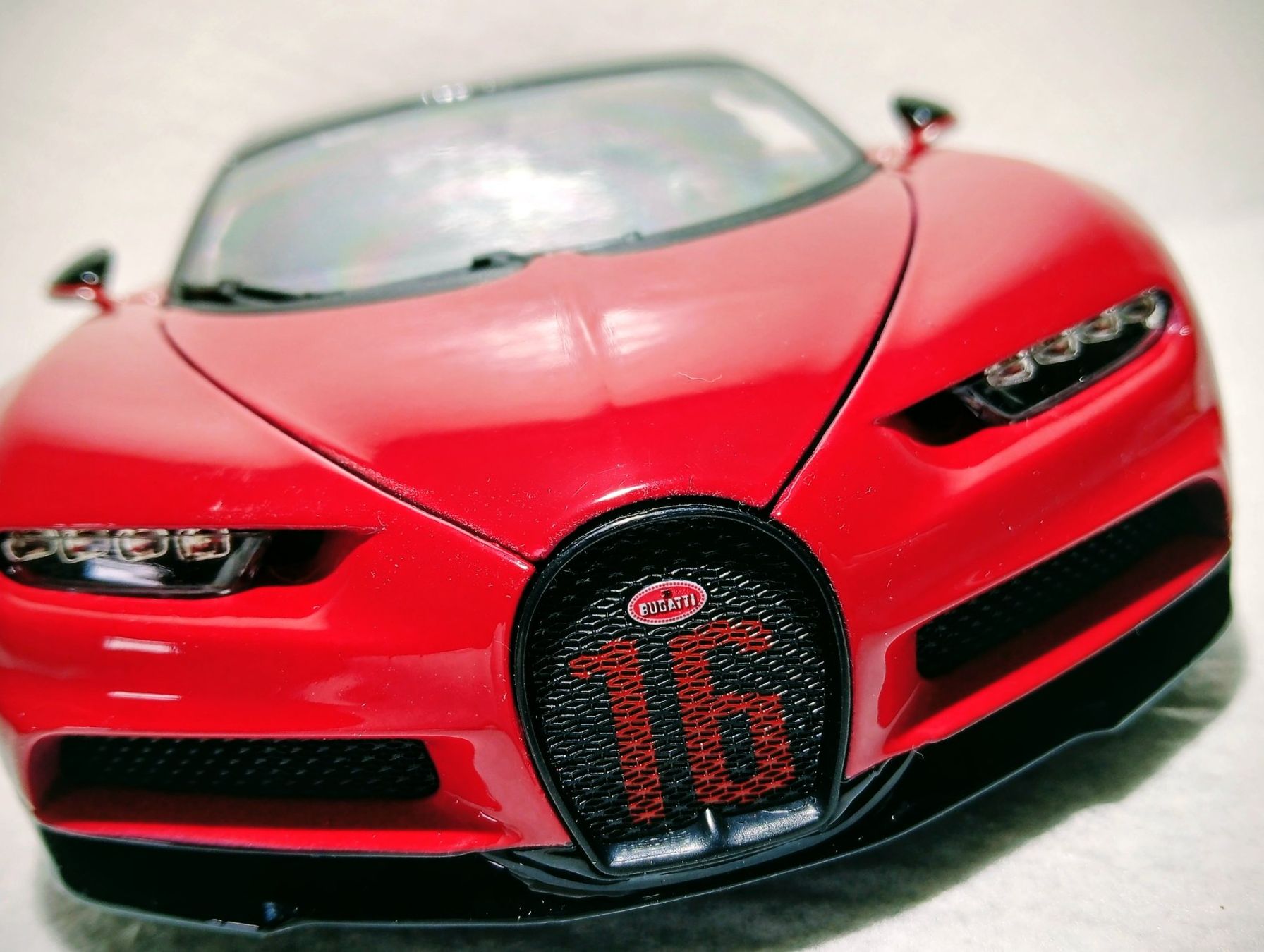 Bburago Modellini d'auto: Bugatti Chiron Sport – Nuovo (secondo la descrizione) da Huttwil venduto da Secondtrain 2
