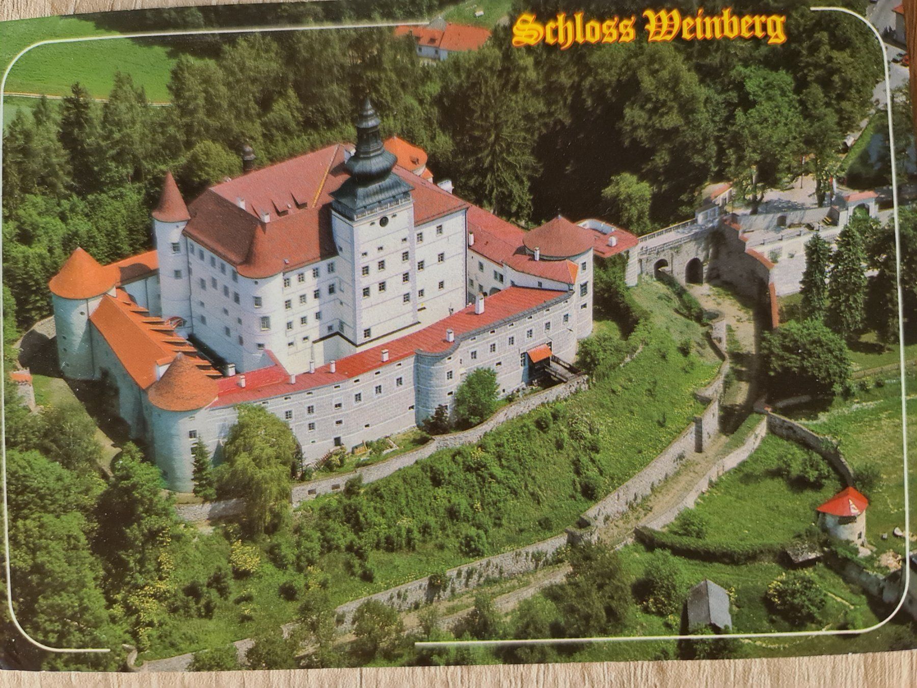 Cartoline postali: Ansichtskarte Schloss Weinberg Österreich – Usato da Dintikon venduto da Vexi