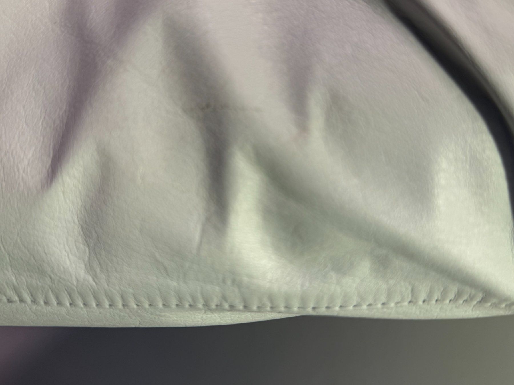 Giacche: Blouson cuir blanc vintage – Usato da Le Cerneux-Veusil venduto da Maraud01 9