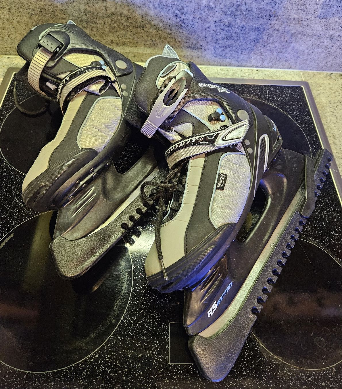 Pattini da ghiaccio: Schlittschuhe Gr. 40 - RS Ice Master – Nuovo (secondo la descrizione) da Unterkulm venduto da Beljasch 1