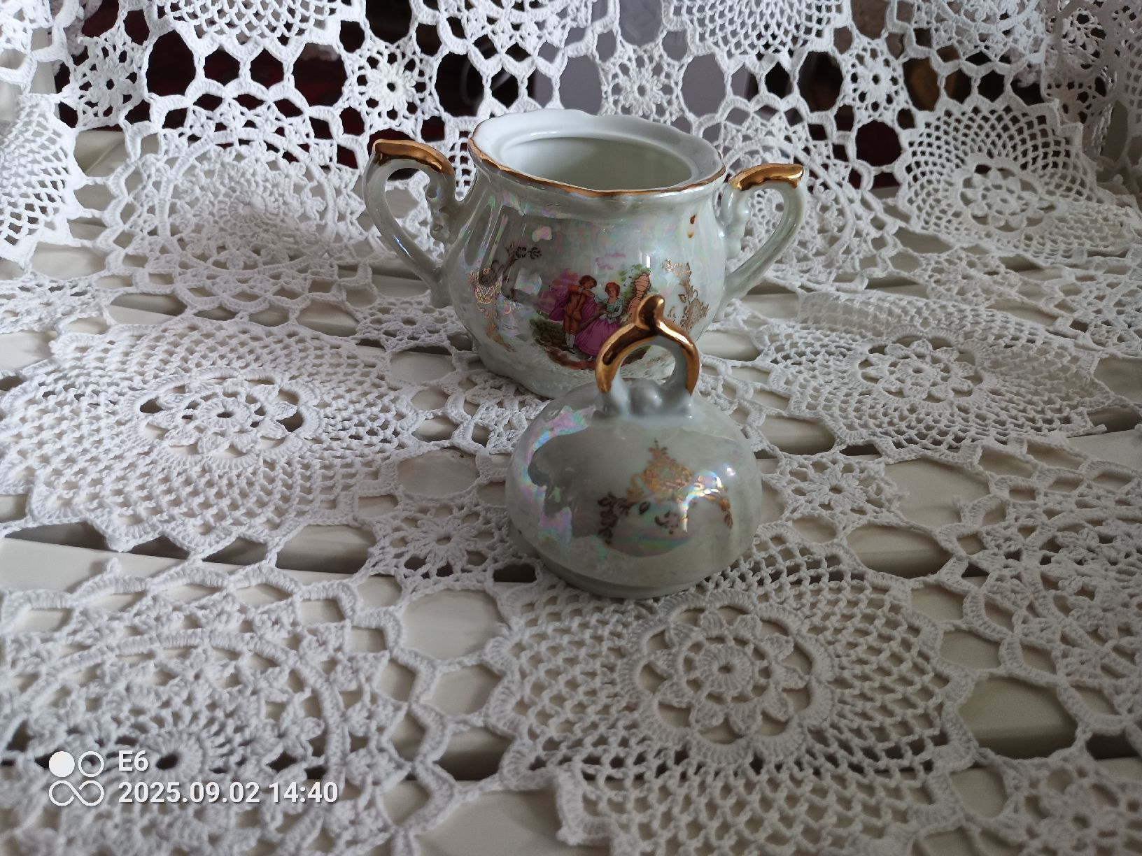Set di piatti: Herziger Mocca-Service 16teilig – Usato da Zürich venduto da Mitzi6 8