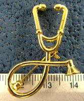 STETOSKOP ARZT KRANKENSCHWESTER SCHMUCK-ANSTECKNADEL GOLDIG