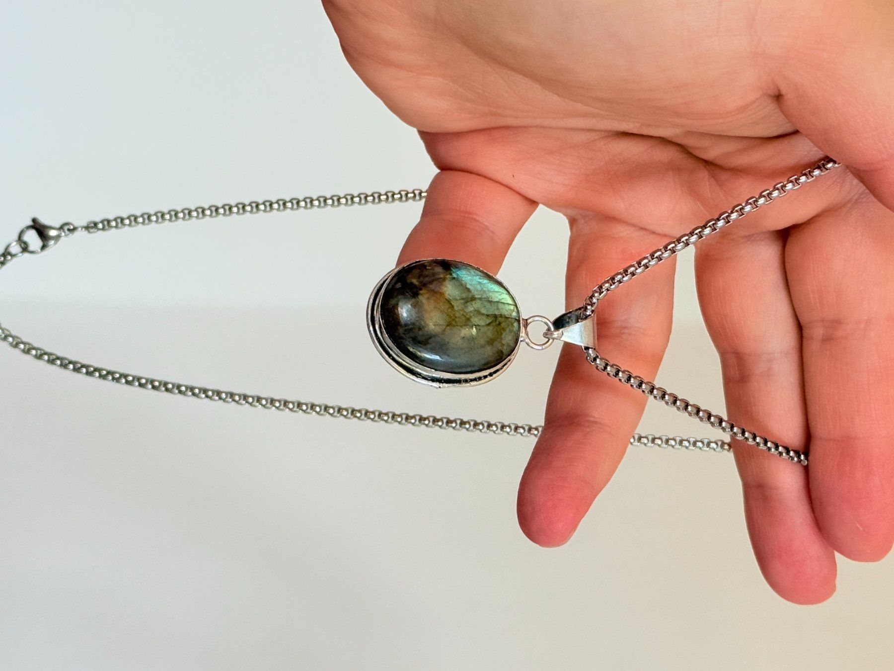 Ketten: Pendentif Labradorite ovale – Neu und originalverpackt aus Genève von AWWA 8
