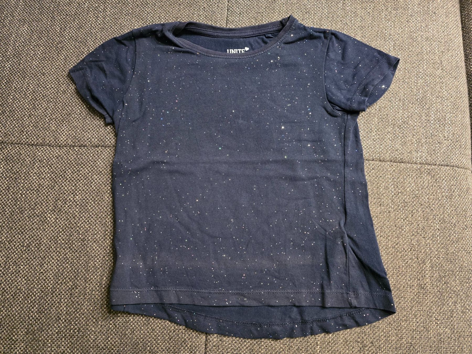 Camicette, T-shirt & Top: T-Shirt Gr. 116 / 122 – Usato da Büttikon AG venduto da Amineah