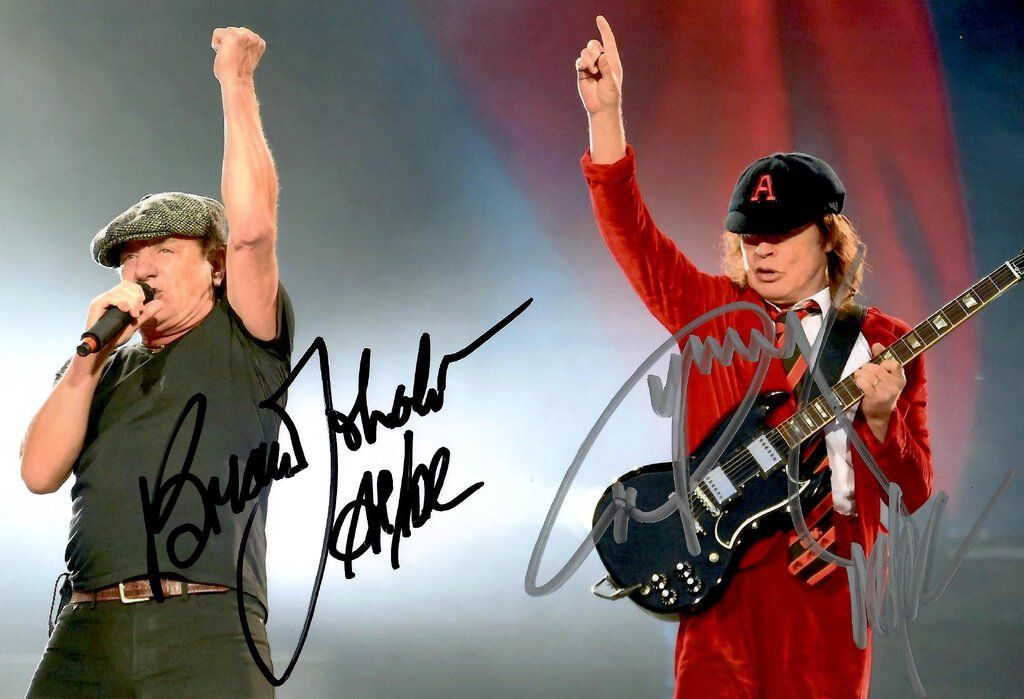 Autographes: AC/DC Brian JOHNSON Angus YOUNG / AUTOGRAMM – D'occasion à Egg b. Zürich par Dbunny