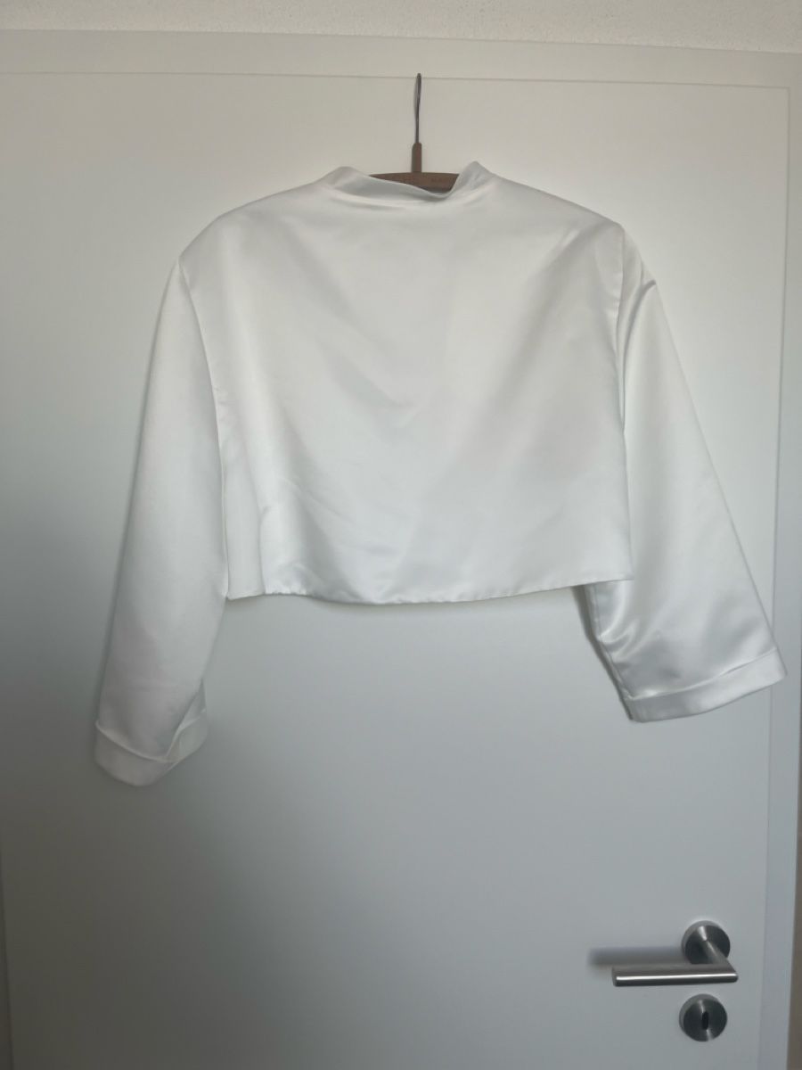 Bolero: Bolero weiss elegant neuwertig – Nuovo (secondo la descrizione) da Wittnau venduto da Jo.soder 1