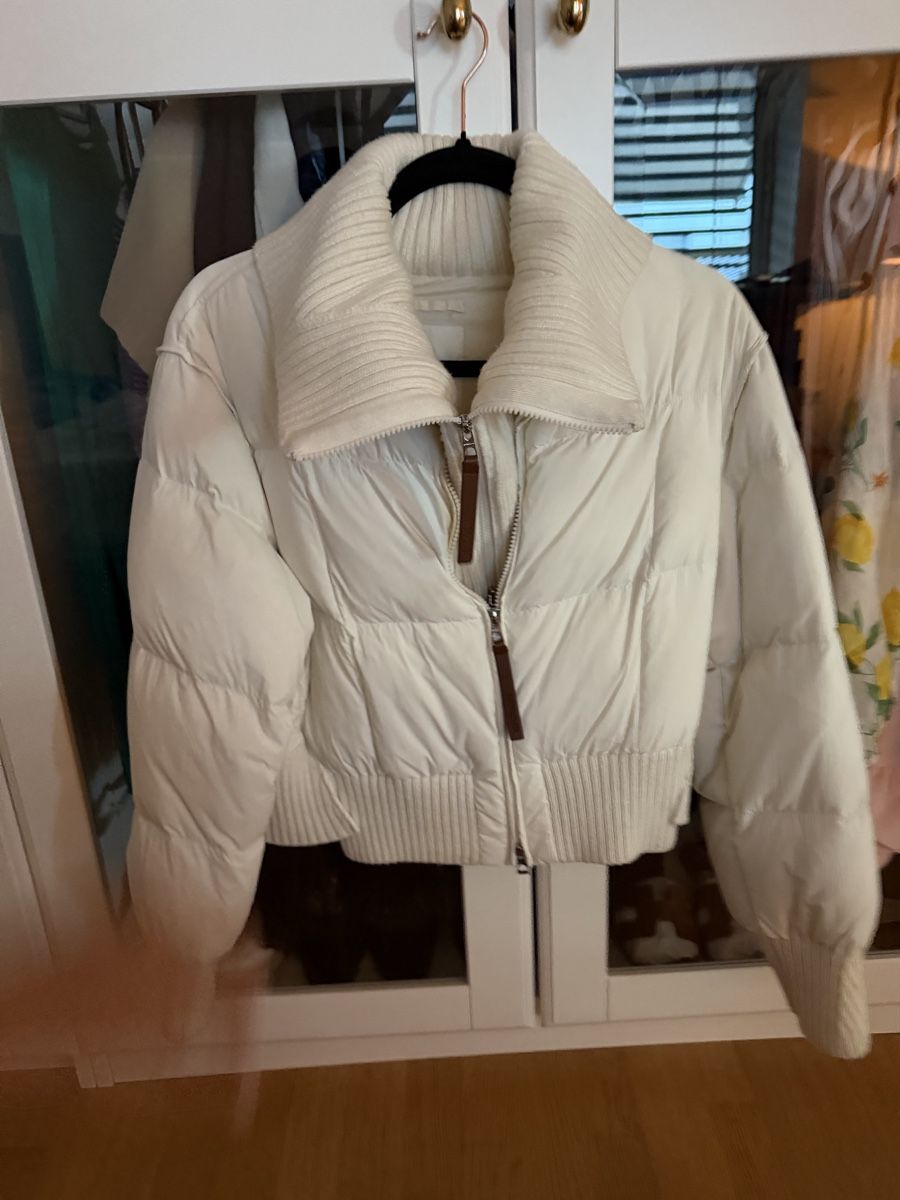 Moncler Vestes: Moncler Jacket  – D'occasion à Lausanne par LadyGSx 1