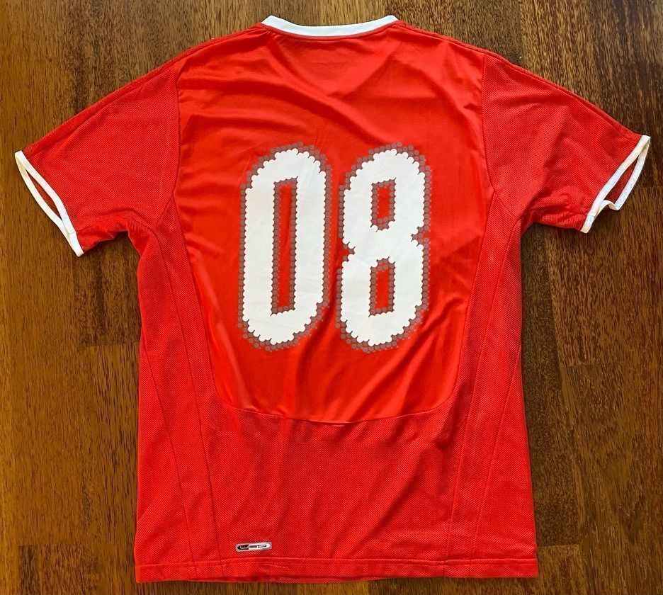 Puma Canottiere & Pantaloni: Schweiz home Shirt mit Print 08 – Nuovo (secondo la descrizione) da Hermetschwil-Staffeln venduto da Beat131 1