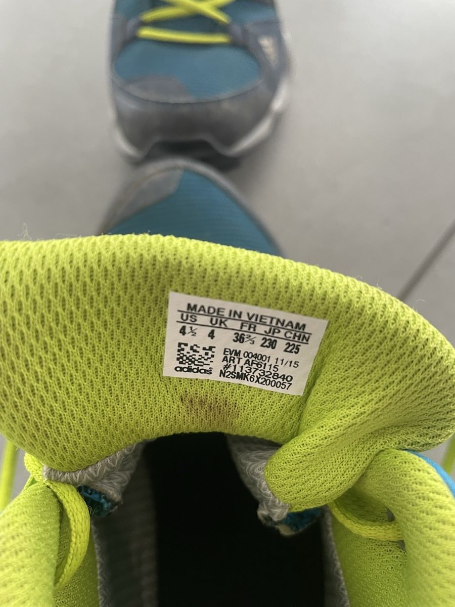 Adidas Schuhe für Jungen: Wanderschuh Adidas – Gebraucht aus Niederuzwil von sifel 4