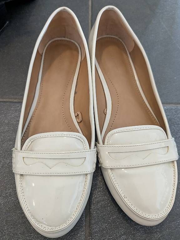 Scarpe da donna: Beige Ballerinas von Zara 38 – Usato da Stäfa venduto da FloStauf