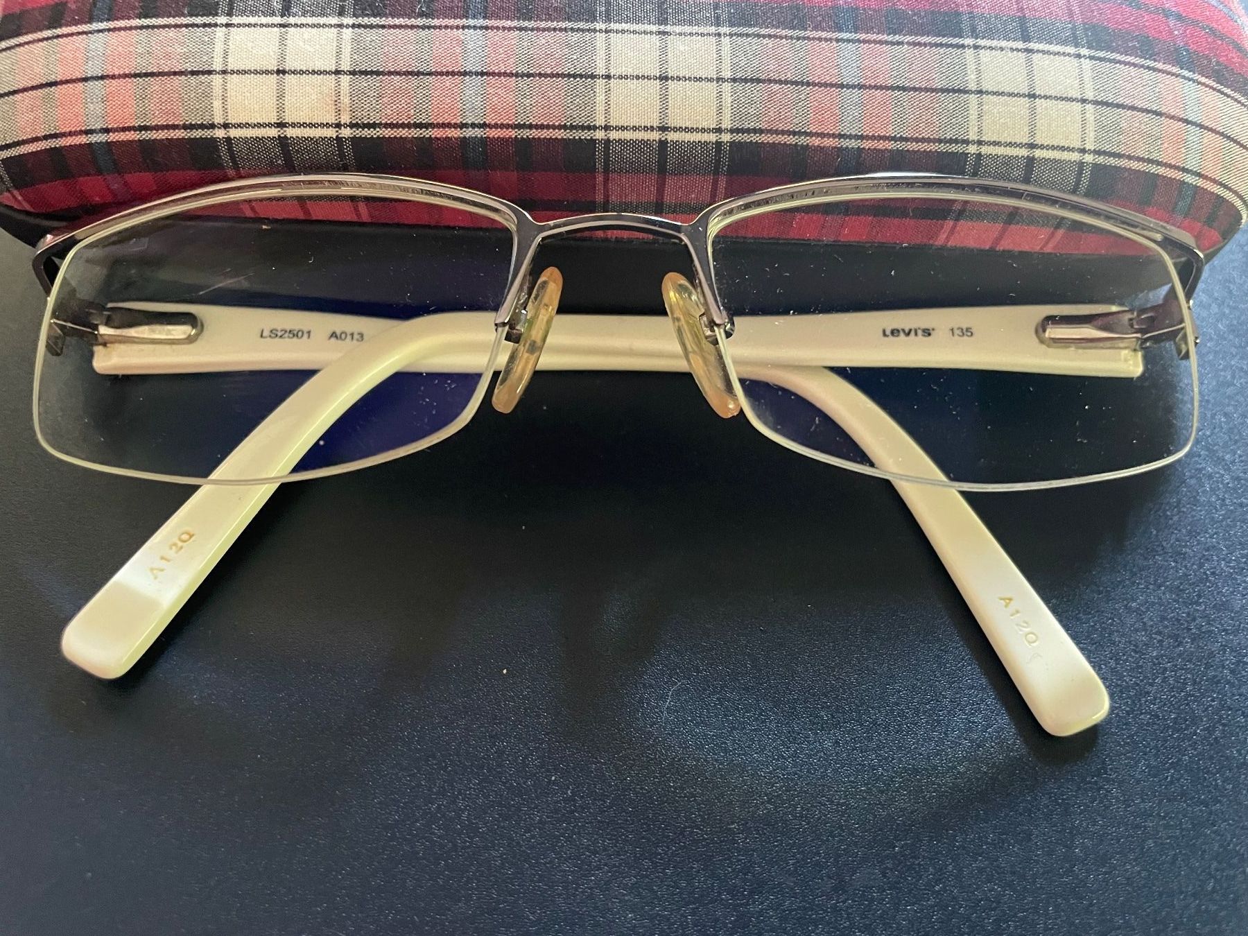 Occhiali & Lenti: Levis Lesebrille/Top Erhaltung/Original mit Etui – Nuovo (secondo la descrizione) da Volketswil venduto da rubin74 1