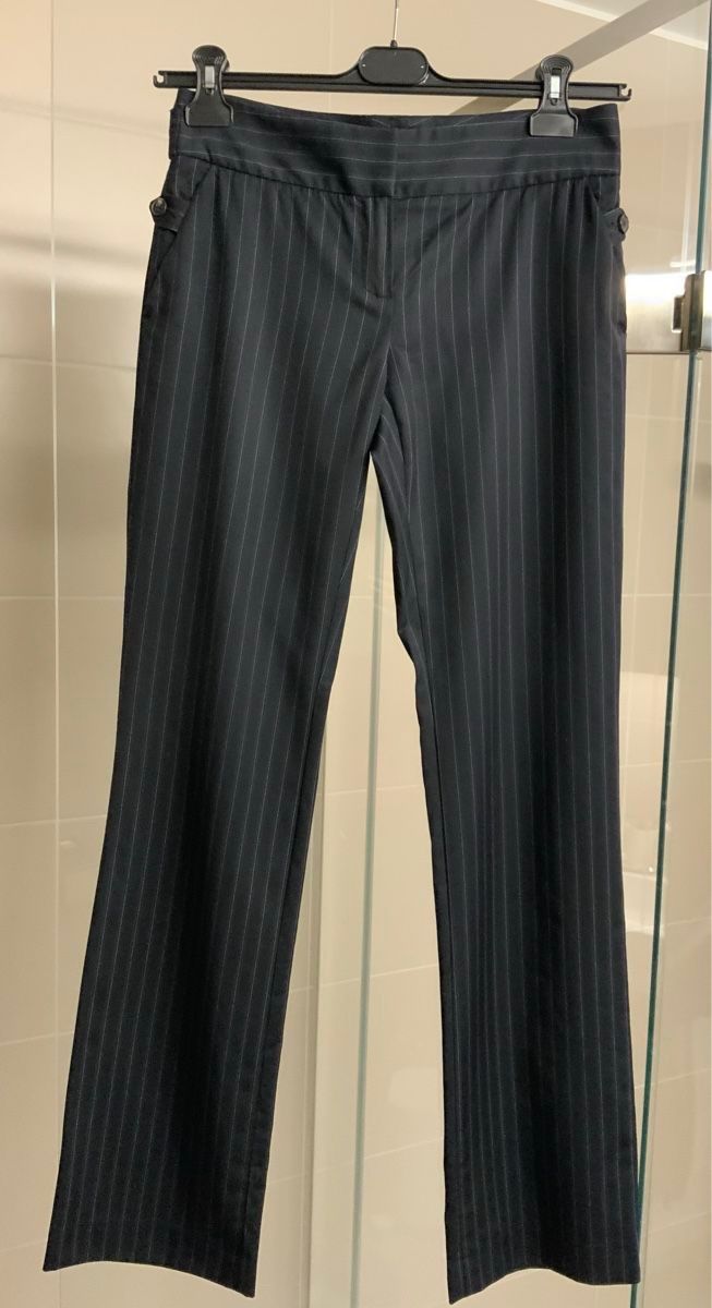 Massimo Dutti Hosen: Pantalon Massimo Dutti – Gebraucht aus Kirchberg SG von schwarzekatze7 1