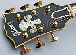 Gibson SJ 200 Montana Gold Custom Shop LTD of 40