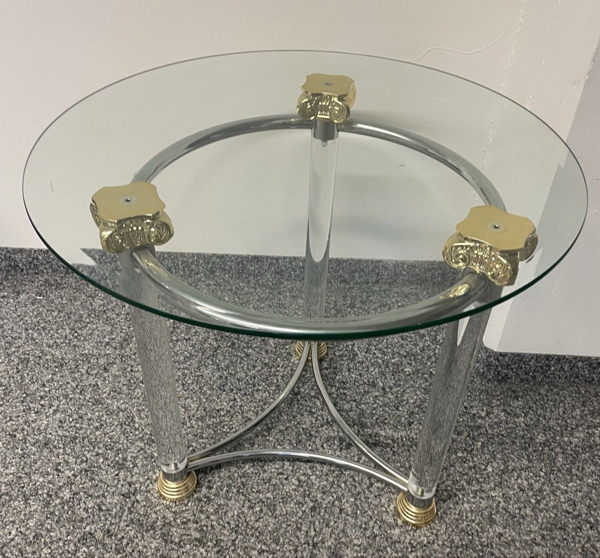 Tavoli: Tisch Glas Metall Rund Durchmesser  Höhe 50cm – Usato da Au ZH venduto da Jaggy4