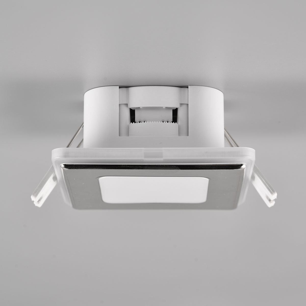 Lampade: LED Einbauleuchte, IP44, 8 cm x 8 cm – Nuovo (secondo la descrizione) da Kreuzlingen venduto da Smart-Light 3