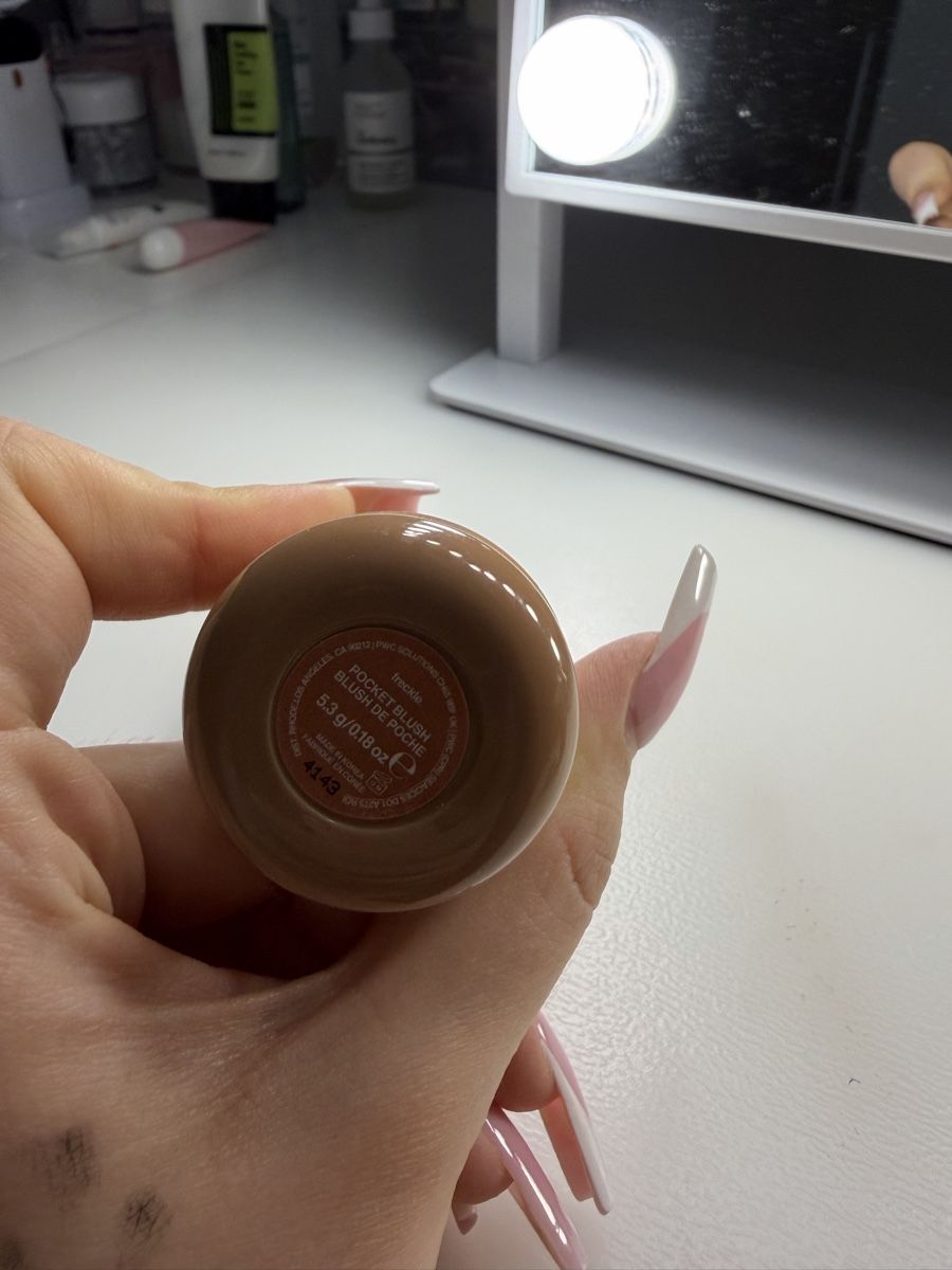Rhode Make-up: Rhode Pocket Blush - Secondhand Summer Beauty Essential – Usato da Merenschwand venduto da selenaaneles 2
