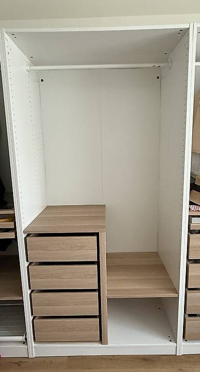 Armoires: IKEA PAX Kleiderschrank – D'occasion à Flawil par ara_pdx9