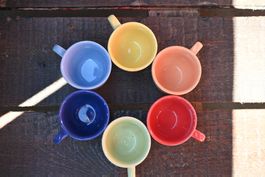 Espressotassen mit Untertassen