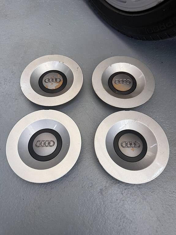 Felgen: Audi S3 Felgendeckel  – Gebraucht aus Menziken von rob_z8tq