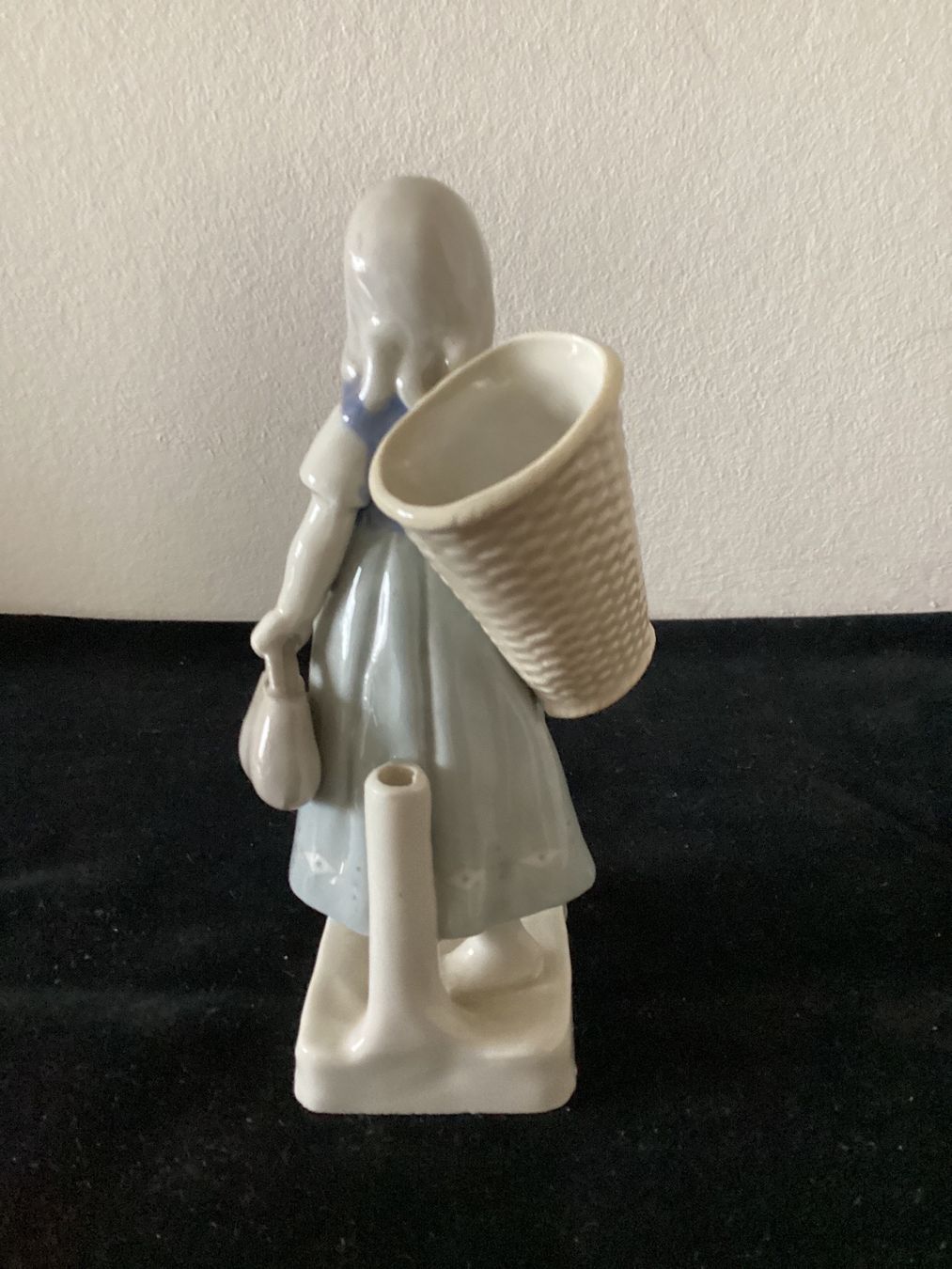 Statuette: Porzellanfigur – Usato da Salenstein venduto da Esprit57 2