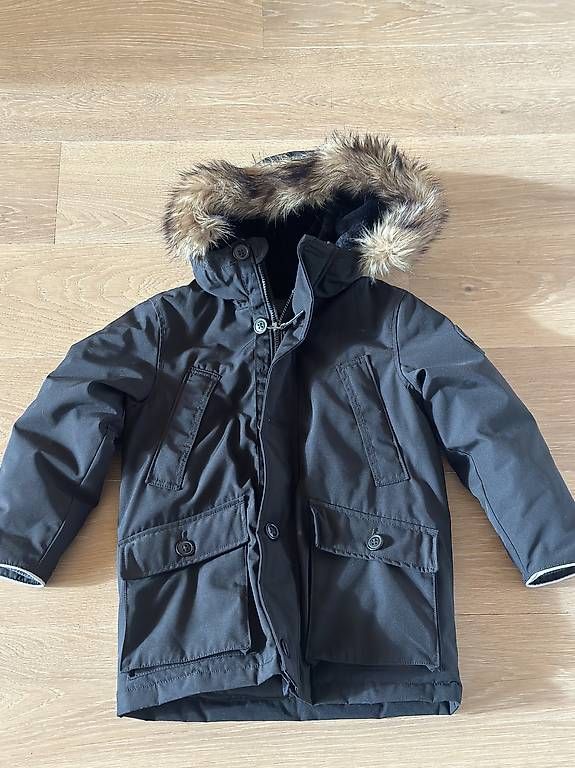 Jacken & Mäntel: Kinder Winterjacke mit Kapuze von GAP Gr. S – Gebraucht aus Merlischachen von Jamie-Tristan