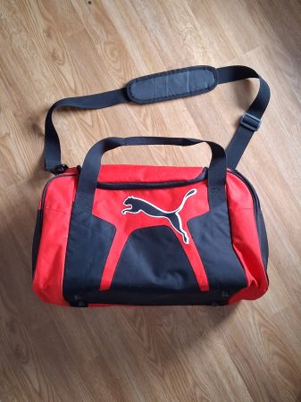 PUMA Sporttasche Rot / Schwarz – Reisetasche & Fitness