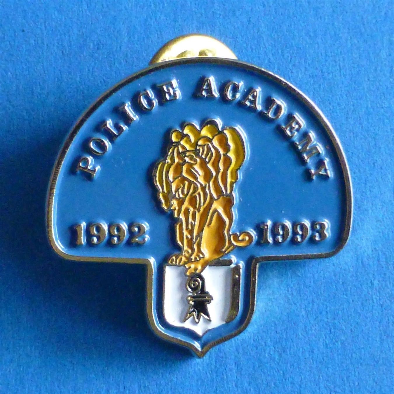 Plaketten & Abzeichen: Pin Police Academy Basel, limitiert – Gebraucht aus Basel von Falconis