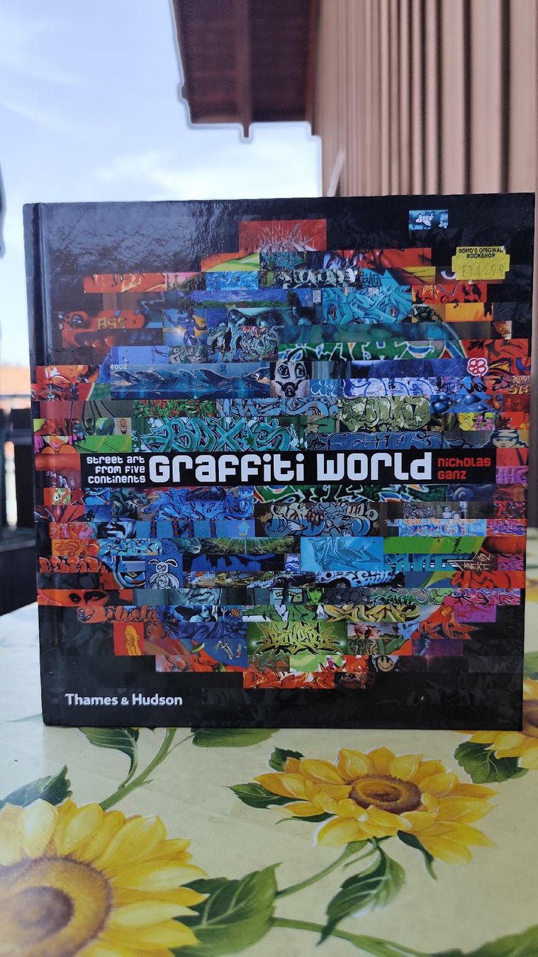 Bücher: Graffiti World – Neu (gemäss Beschreibung) aus Fehraltorf von Welltea73