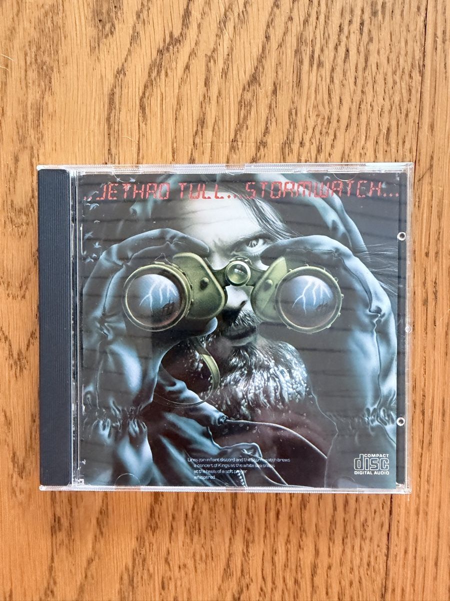 CD: JETHRO TULL: Stormwatch CD (1980) – Usato da Hünenberg venduto da Paddels