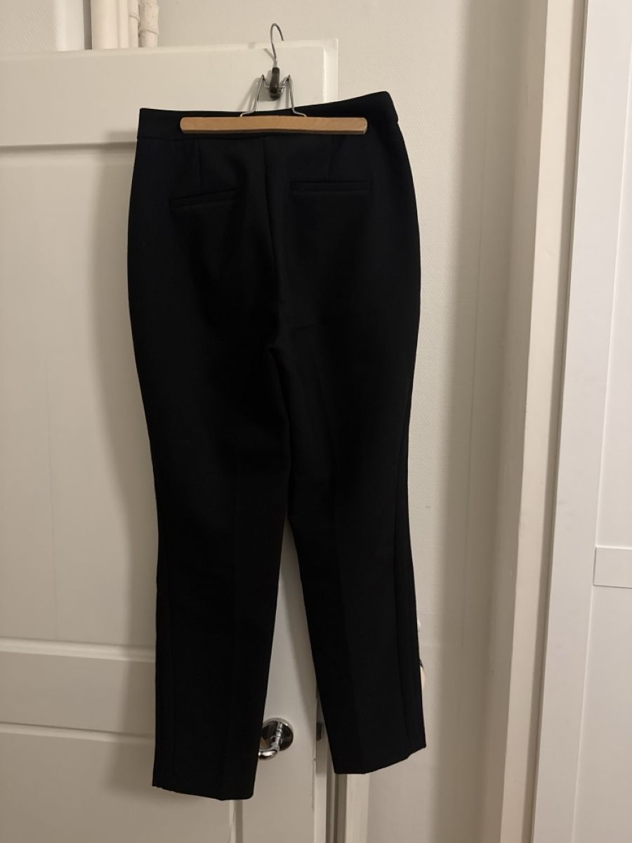 Mango Hosen: Pantalon classique Mango  – Gebraucht aus Zürich von Terra_10 1