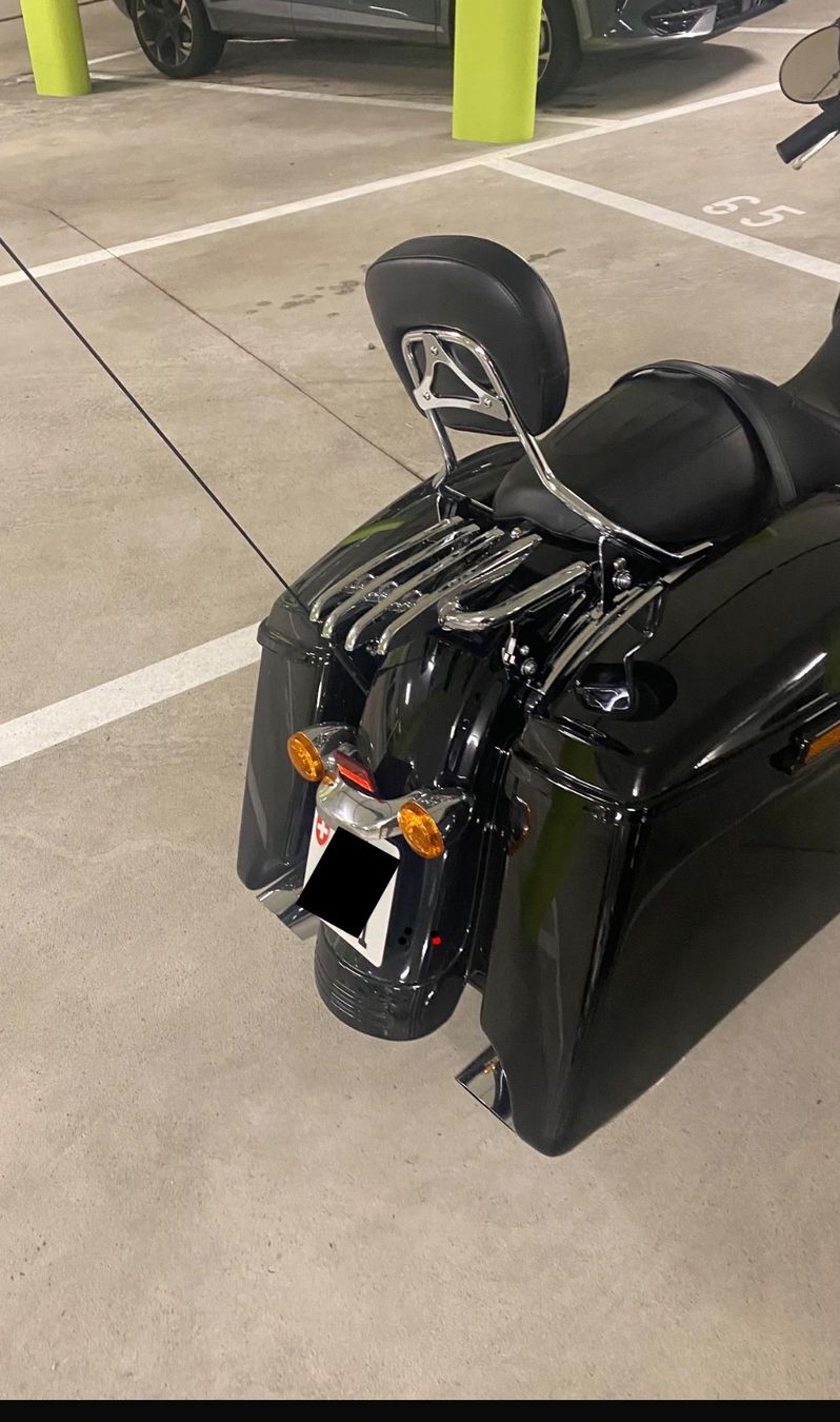 Harley-Davidson Touring: Harley-Davidson Road Glide Special - nur 1‘900km – Nuovo (secondo la descrizione) da Schübelbach venduto da 2AMEU 4