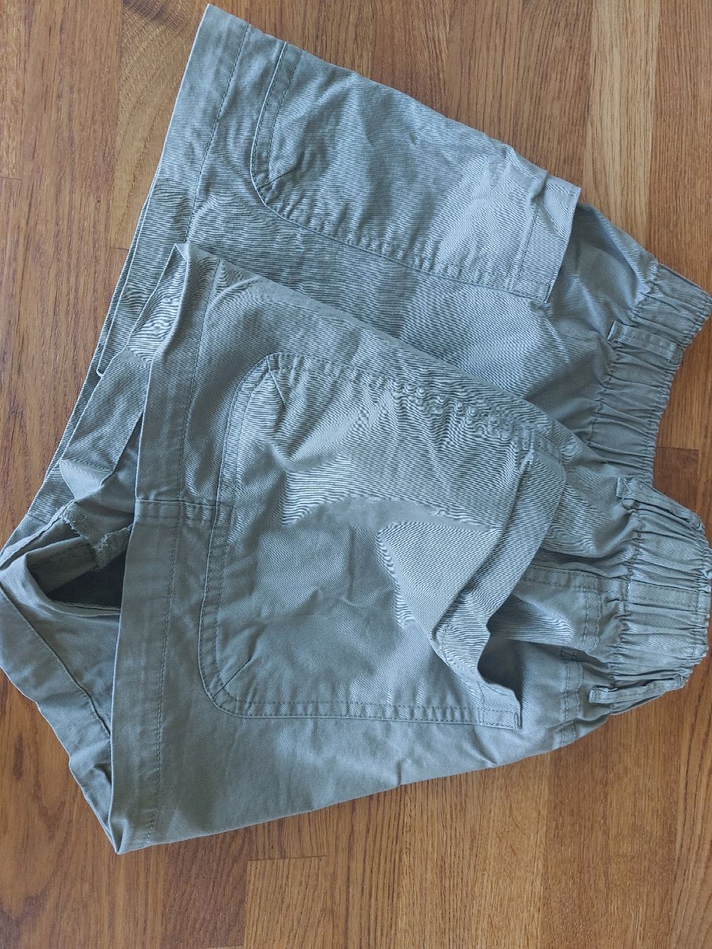 Pantaloni: Sommer-Cargo-Shorts, BW L – Nuovo (secondo la descrizione) da Rosshäusern venduto da ter_z9gp 1