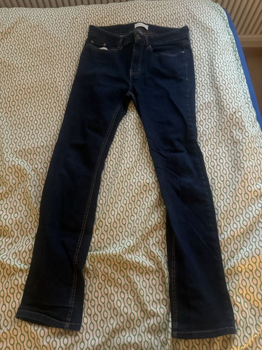 Jeans: männer jeans – Gebraucht aus Volketswil von jer_mq6q