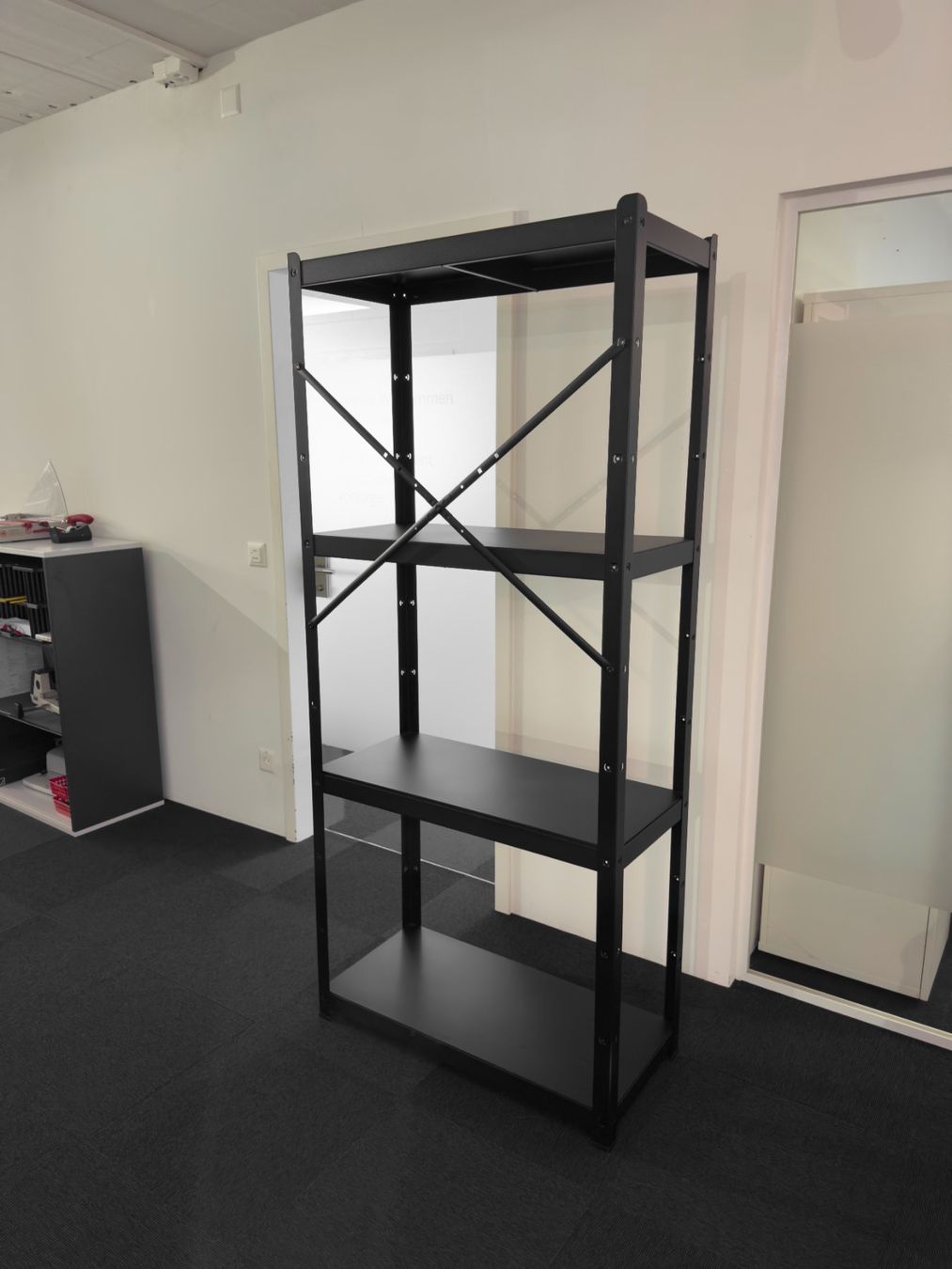 Ikea Scaffali: IKEA Bror - Metallregal / Schwerlastregal – Usato da Chur venduto da eurostile 4