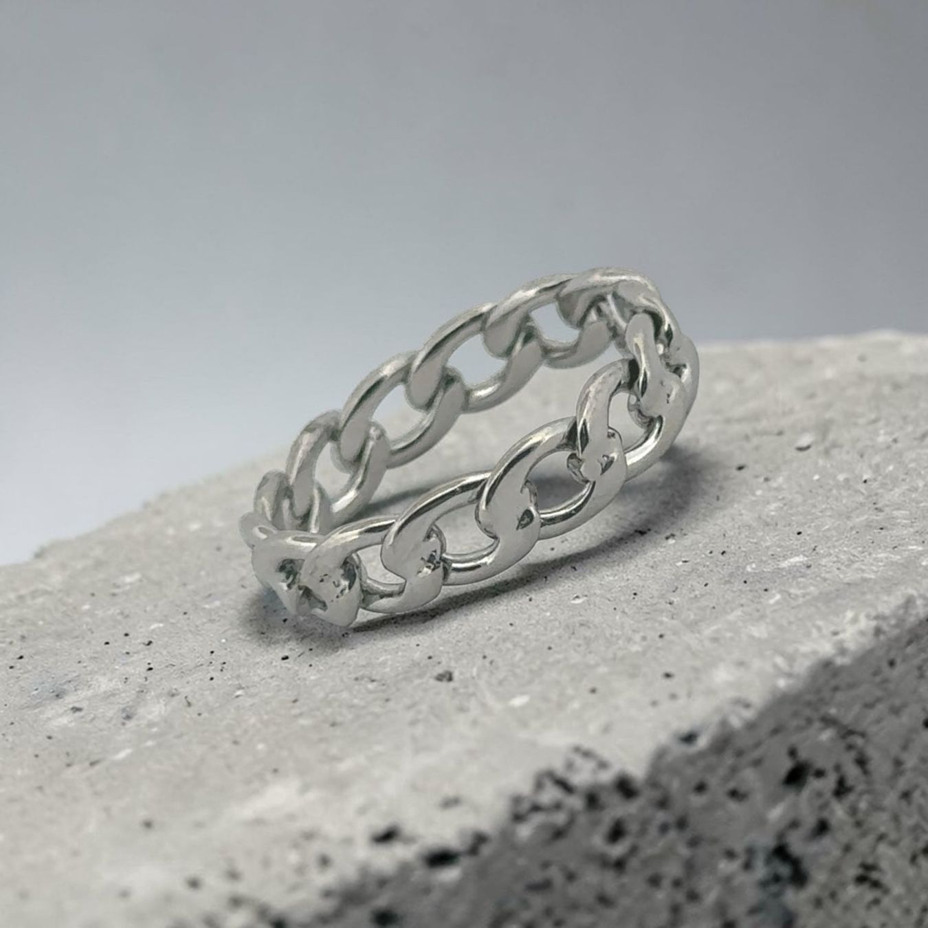 Olga Ribler Anelli: Edelstahl Ketten Ring Ringgrösse 52 – Nuovo (secondo la descrizione) da Luzern venduto da Schmuckoutlet