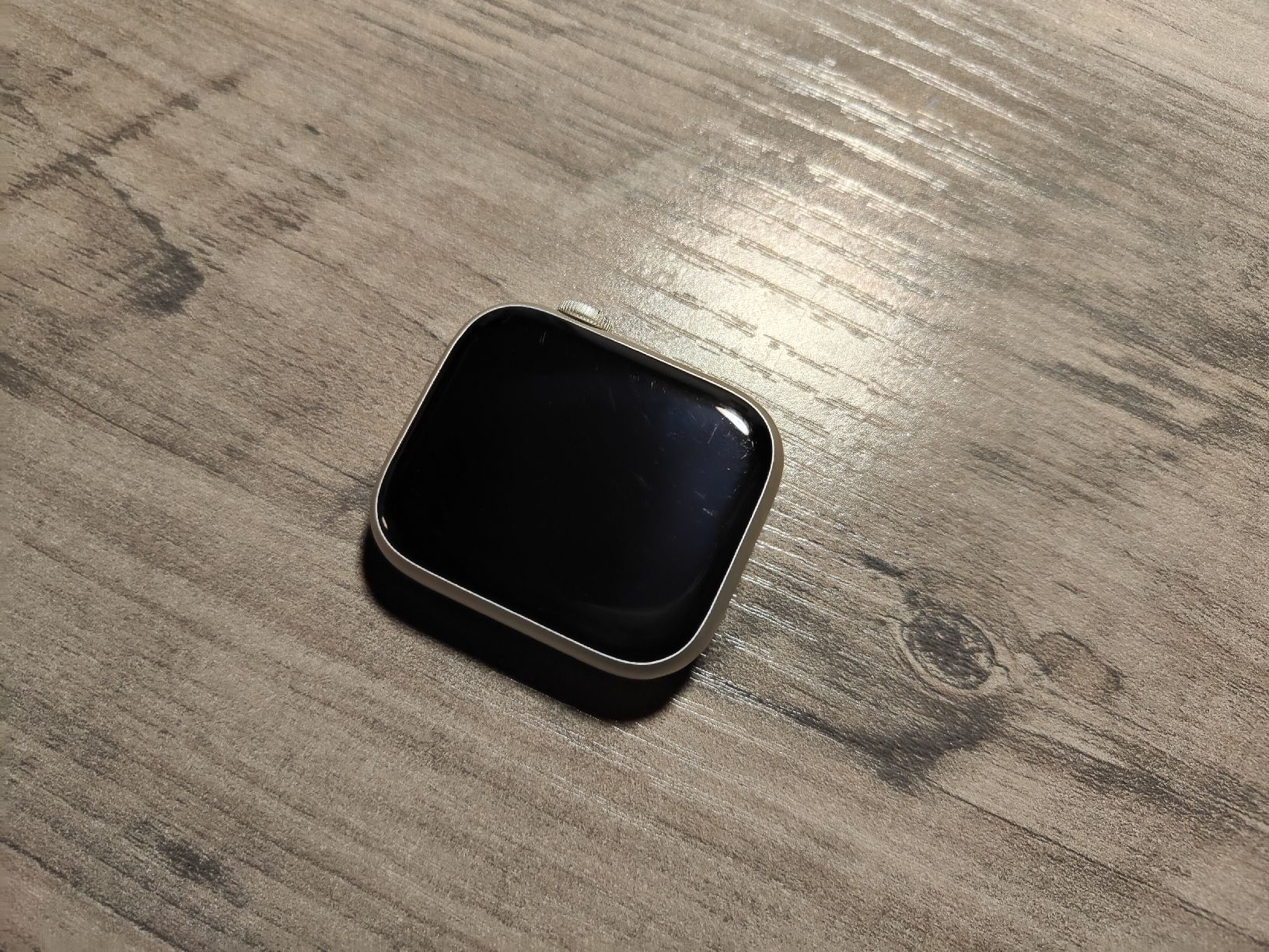 Apple Smartwatch: Apple Watch Series 7 45 mm, 4G – Usato da Villmergen venduto da ElenaRo 1