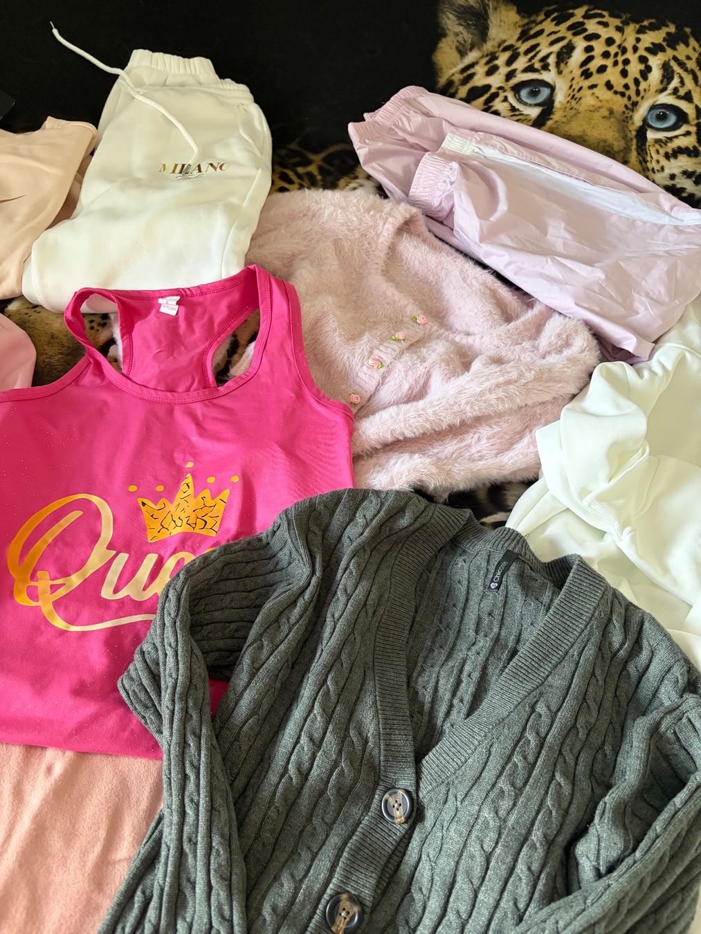 Lotti di vestiti: Gros lot de vêtements divers pièce Nike – Usato da Grône venduto da bie_9pgt