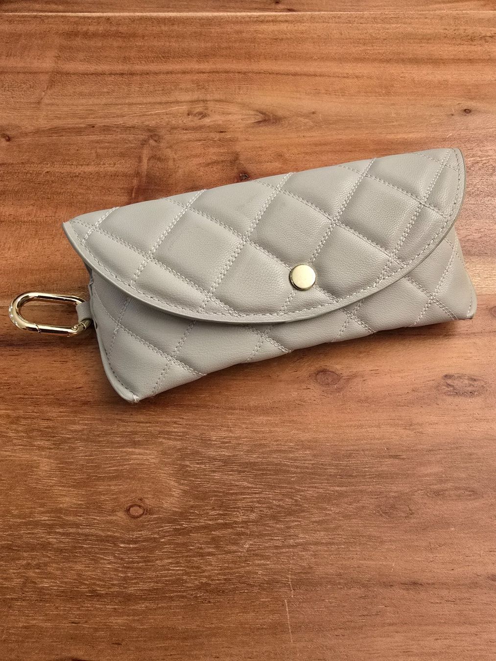 Altro in  Abbigliamento & Accessori: Damen Brillenetui/Brillen case – Usato da Alpnach Dorf venduto da ben_zb29
