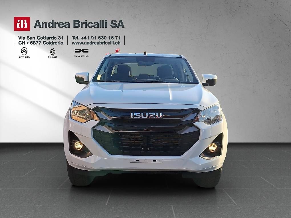 Véhicules utilitaires: ISUZU D-MAX CrewCab N60BB+ 4x4 – D'occasion à Coldrerio par ven_v7yp