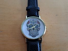 Coole Uhr Totenkopf Sugar Skull schwarz gold neu