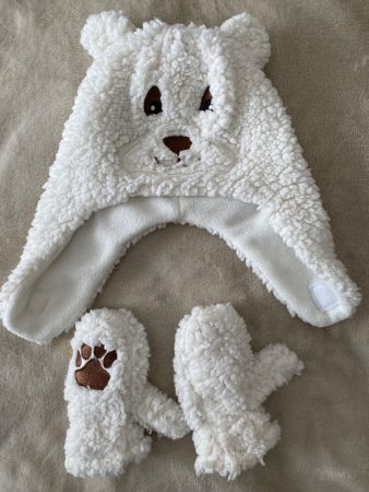 Baby Mützen und Handschuhe Grösse 3-6 Monate