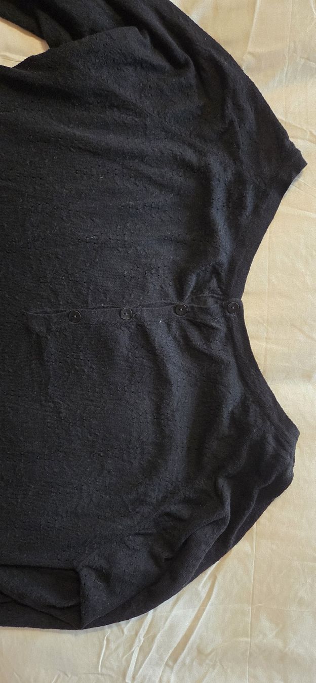 Nile Pullover & Sweatshirts: Schwarzer Nile Pullover , Gr. S, grösser – Gebraucht aus Busswil BE von Angy1974 2