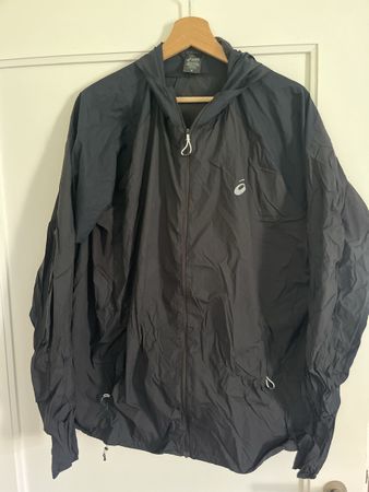 Asics Laufjacke, schwarz, XL, Topzustand, NP 120 CHF