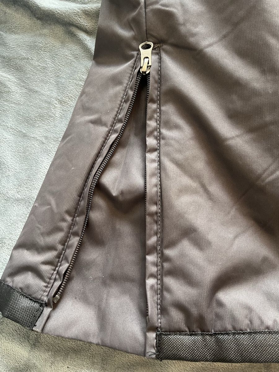 Lotti di vestiti: Skijacke und Skihose Set – Usato da Bremgarten AG venduto da Bover1 8